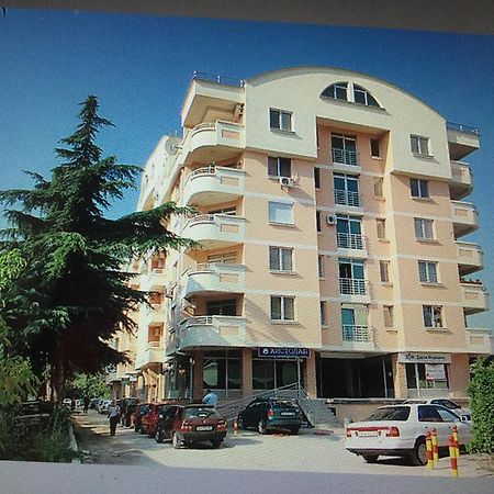 شقة Skopje Center المظهر الخارجي الصورة